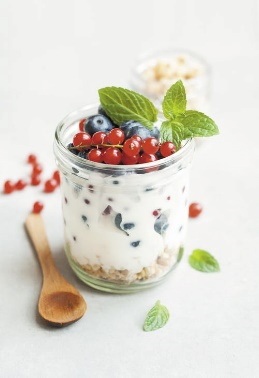 Glass jar with overnight oats